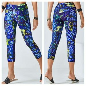 Fabletics capri Leggings NWOT